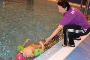 Лечебная физкультура в бассейне для малоподвижных групп