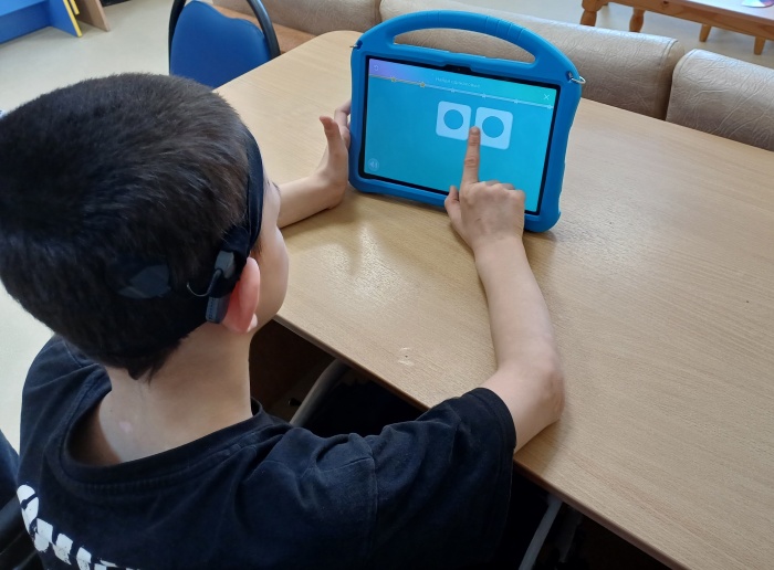 Я МОГУ ОБЩАТЬСЯ: вводим АДК для неговорящих детей